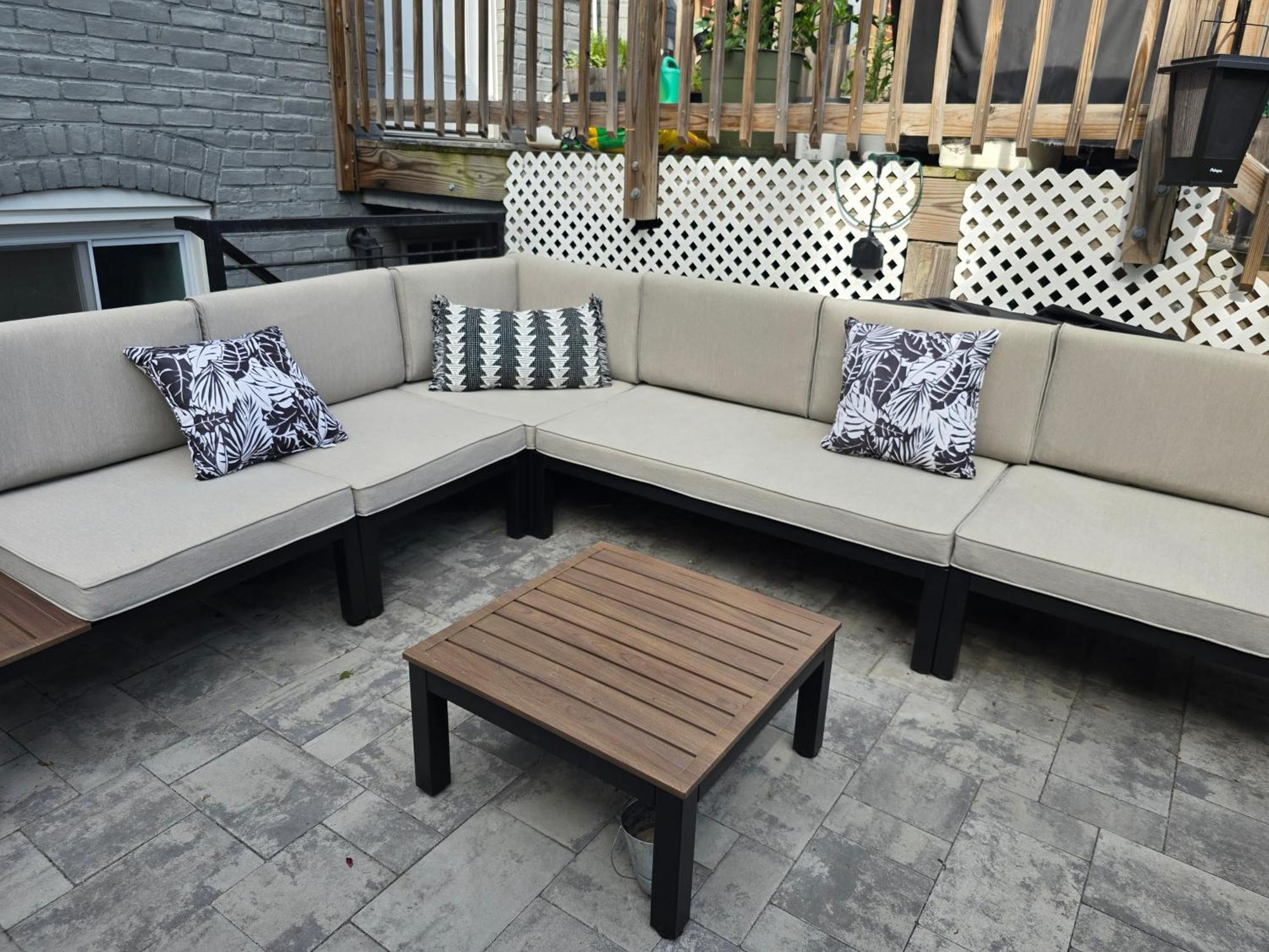 Beautiful Basement Suite & Outdoor Oasis 워싱턴 외부 사진